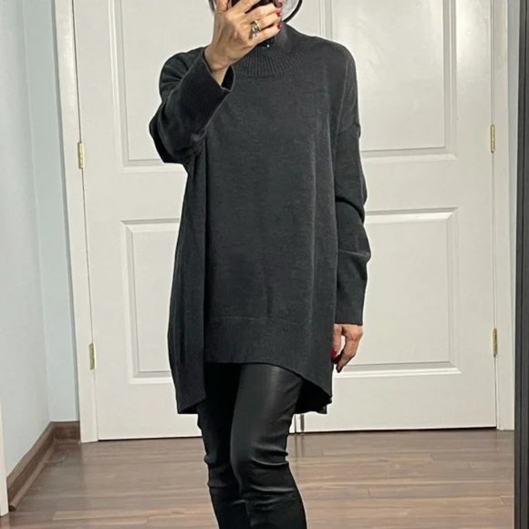 New Eileen Fisher 100% extra fine merino wool boxy oversized